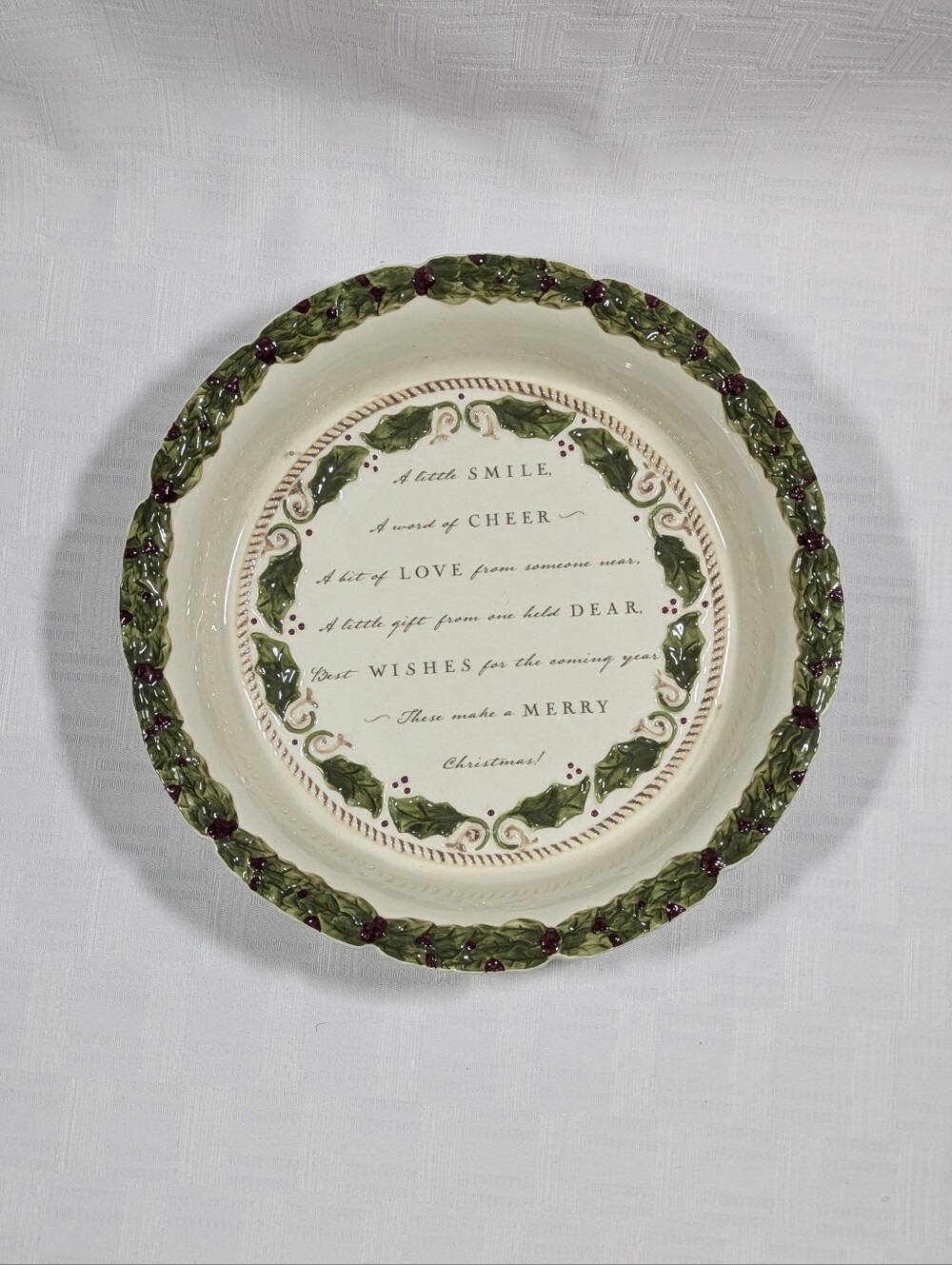 Vintage Christmas Holly Berry Ceramic Pie Dish – 10.5" Deep Dish Baker Amscan